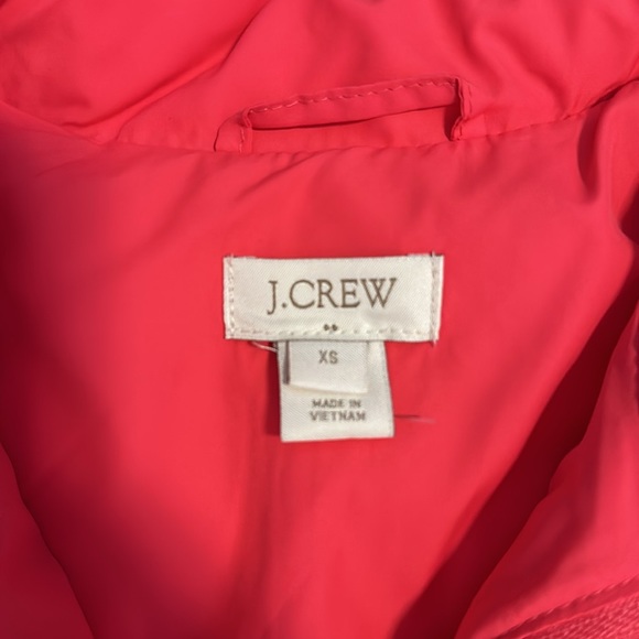 Pink JCrew puffer vest, size XS, EUC - Picture 2 of 5